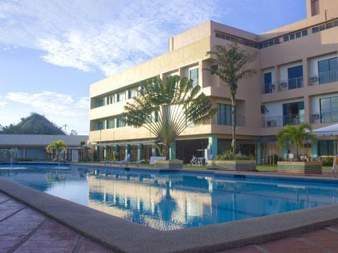 Philippine Gateway Hotel Surigao Buitenkant foto